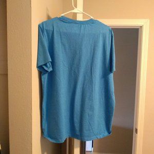 Men's Large Minimalist T-shirt Light Blue